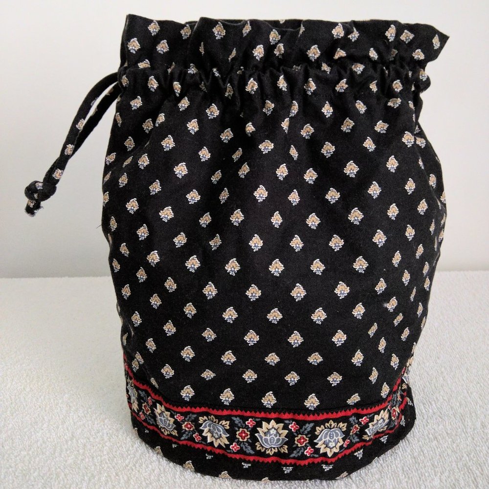 TRAVEL BAG (NEW/NEVER USED) - by VERA BRADLEY!
